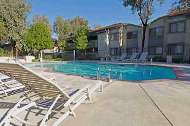 Woodglen Venture Apartments - Valencia Ca 91355