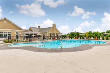 Pool - Orange Grand Communities - Lewis Center, OH