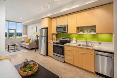 Kitchen - Brio Apartments - Bellevue, WA