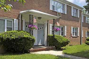 Knoll Gardens Apartments - Lake Hiawatha Nj 07034