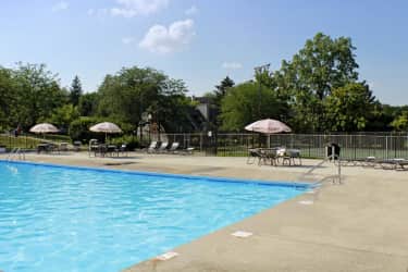 Pool - Meadows Of Catalpa - Dayton, OH
