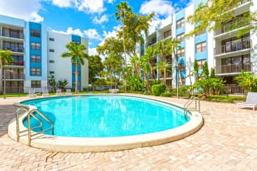 Pool - Biscayne Apartments - North Miami, FL