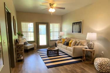 Living Room - Lake Villas Apartments - Granbury, TX