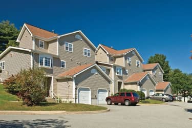 Building - Beacon Point Homes - Groton, CT