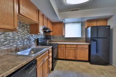 Kitchen - Willowood Apartment Homes - Westminster, MD