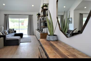 Living Room - Windstone Rental Homes - Milton, DE