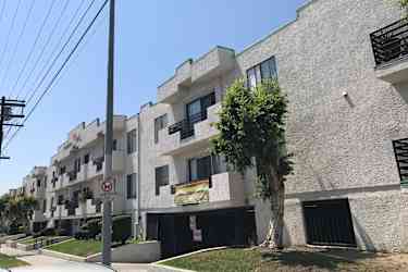sundance apartments panorama city ca 91402