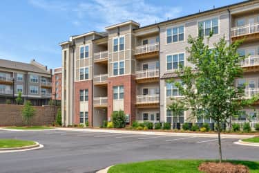 Building - Kingsley Apartments - Fort Mill, SC