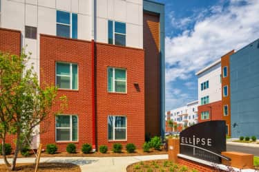 Building - Ellipse Urban Apartments - Hampton, VA
