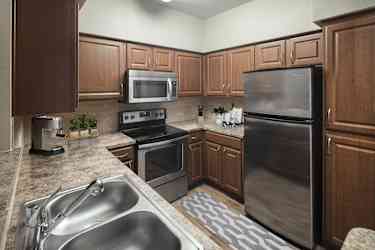 the saxony apartments addison tx