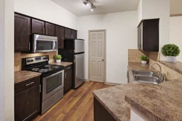 Kitchen - Camden Huntingdon - Austin, TX