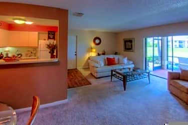 Living Room - 1215 Glenwood Dr - Stuart, FL