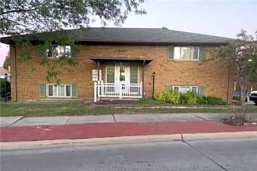 Building - 5451 Broadview Rd #4 - Parma, OH