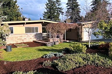 Crossroads Houses for Rent | Bellevue, WA ®