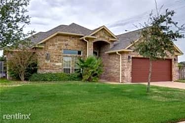 Building - 8400 Alison Ave - College Station, TX