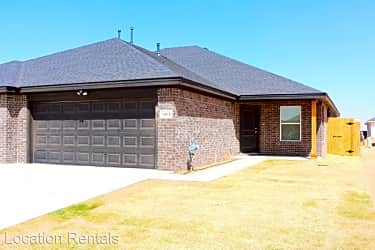 Building - 1403 16th St - Shallowater, TX