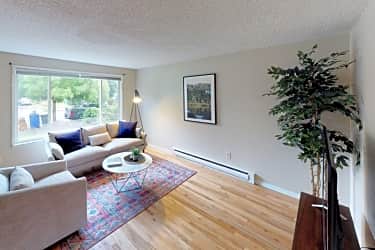 Living Room - 3535 N Borthwick Ave - Portland, OR