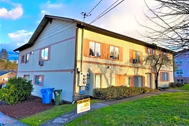 3095 Canal Ave - Grants Pass, OR