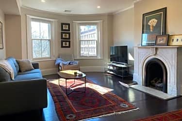Living Room - 433 Shawmut Ave - Boston, MA