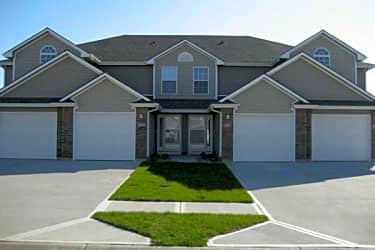 Townhomes For Rent in Lees Summit, MO - 6 Townhouses