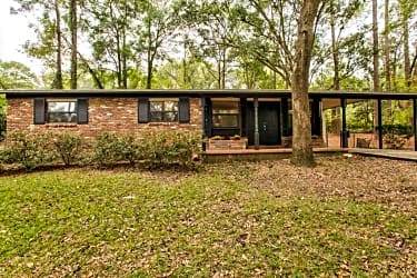 Building - 2409 Almond Dr - Tallahassee, FL