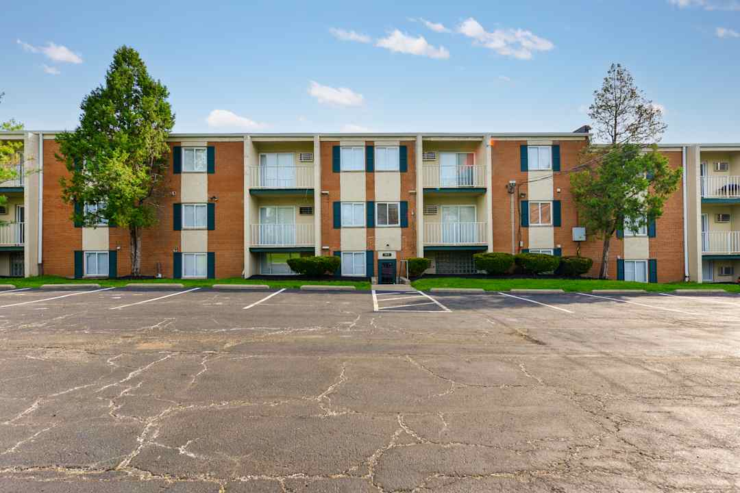 Winton Woods Apartments 4880 Winton Rd Cincinnati Oh Apartments For Rent Rent Com