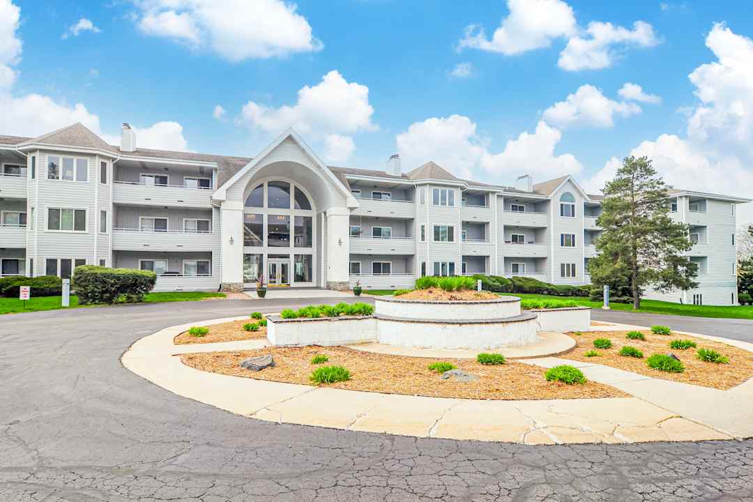 Harbour East Apartments 6538 Spring Brook Rd Rockford, IL