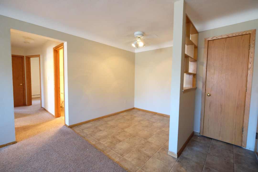 Alden Park 2044 Brewster St Saint Paul Mn Apartments For Rent Rent Com