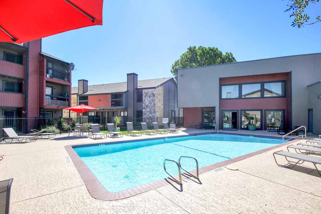 starburst apartments austin tx 78753