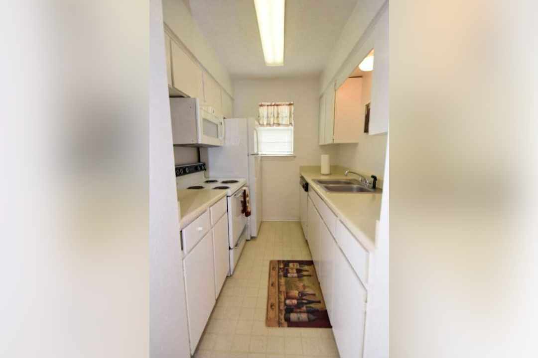 Eden Point Apartments - Baton Rouge La 70816