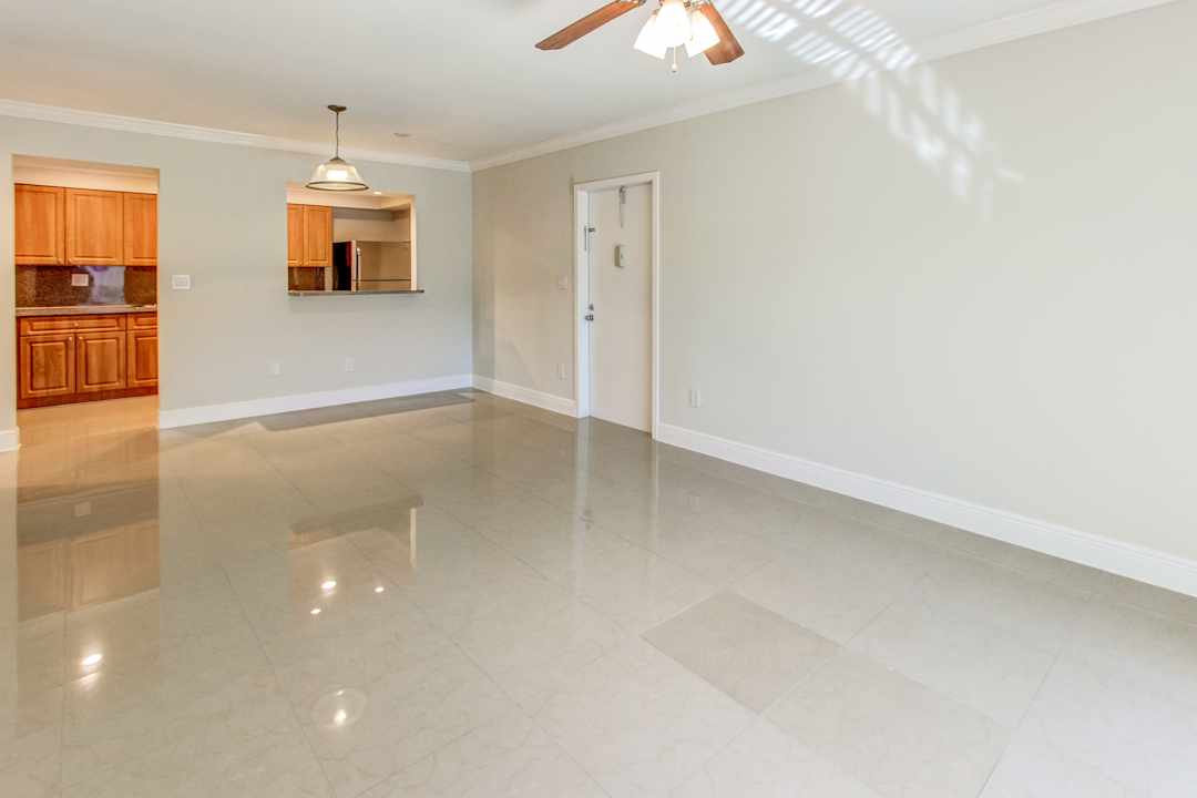 Residences At The Falls 13841 Sw 90th Ave Miami Fl Apartments For Rent Rent Com