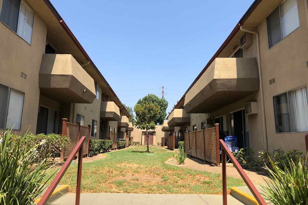 el dorado of fullerton apartments fullerton ca 92831