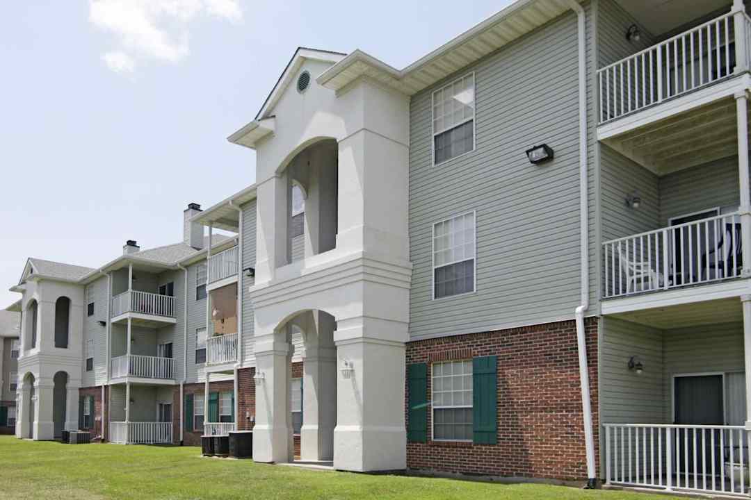 College Square Apartments Columbus Ms