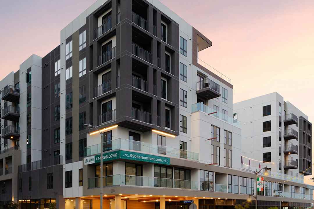 550 Harborfront Apartments - San Pedro Ca 90731