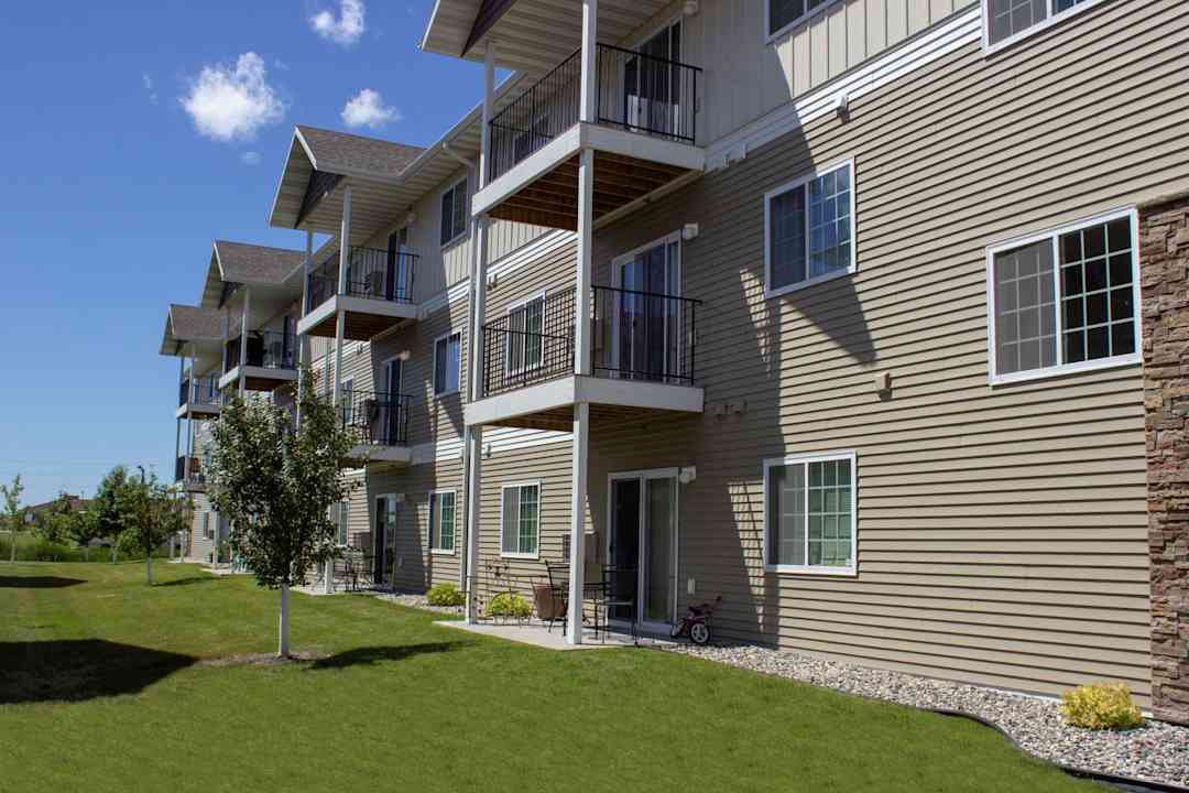 Amber Ridge Apartments 2366 2382 55th Street S Fargo Nd Apartments For Rent Rent Com