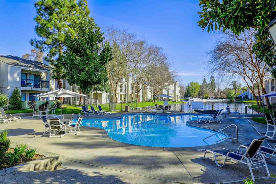 edgewater 8200 kroll way bakersfield ca apartments for rent rent com