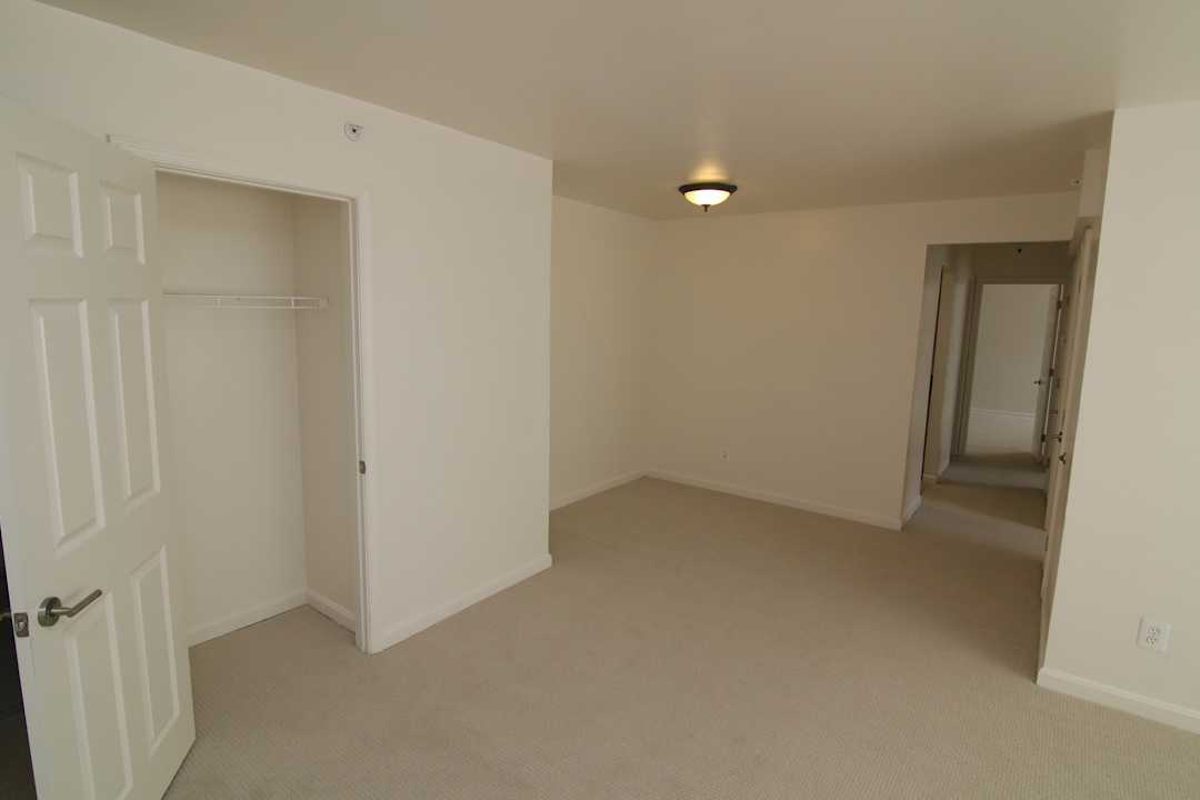 Highland Terrace Apartments - 852 Barnaby St Se Washington Dc Apartments For Rent Rentcom