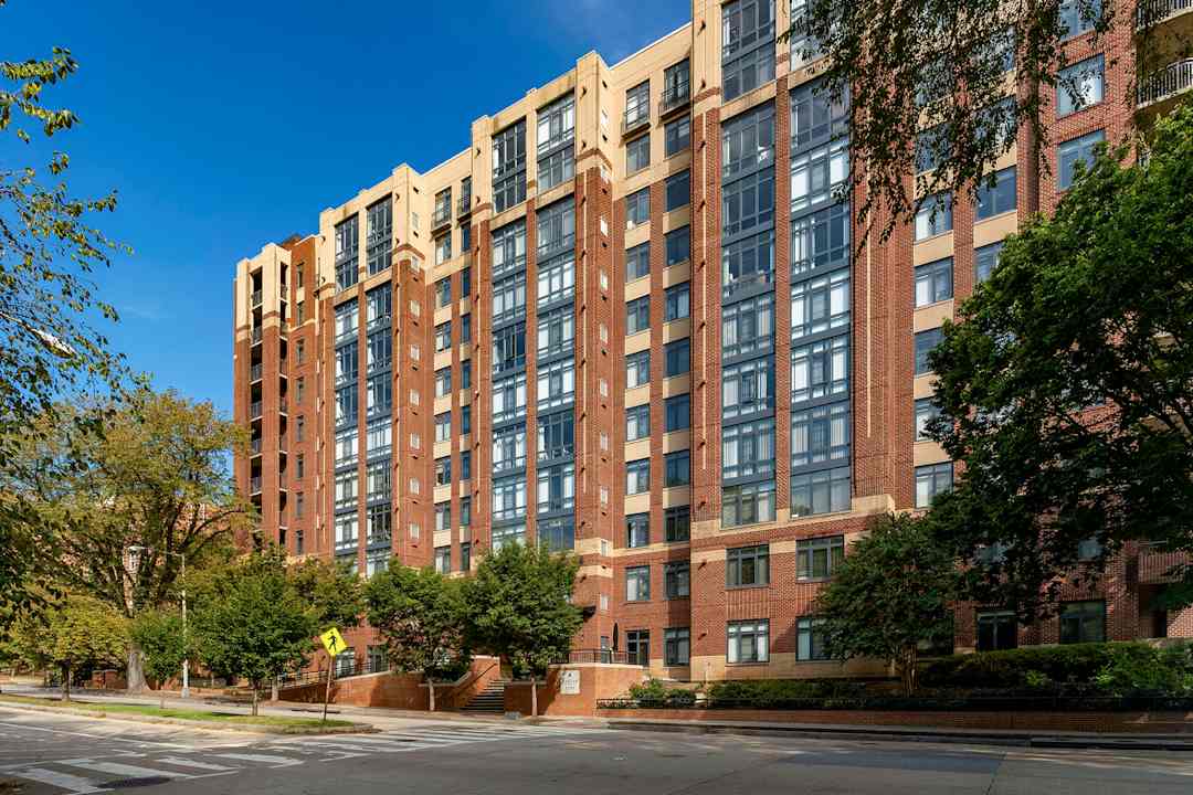 the barton at woodley apartments washington dc 20008