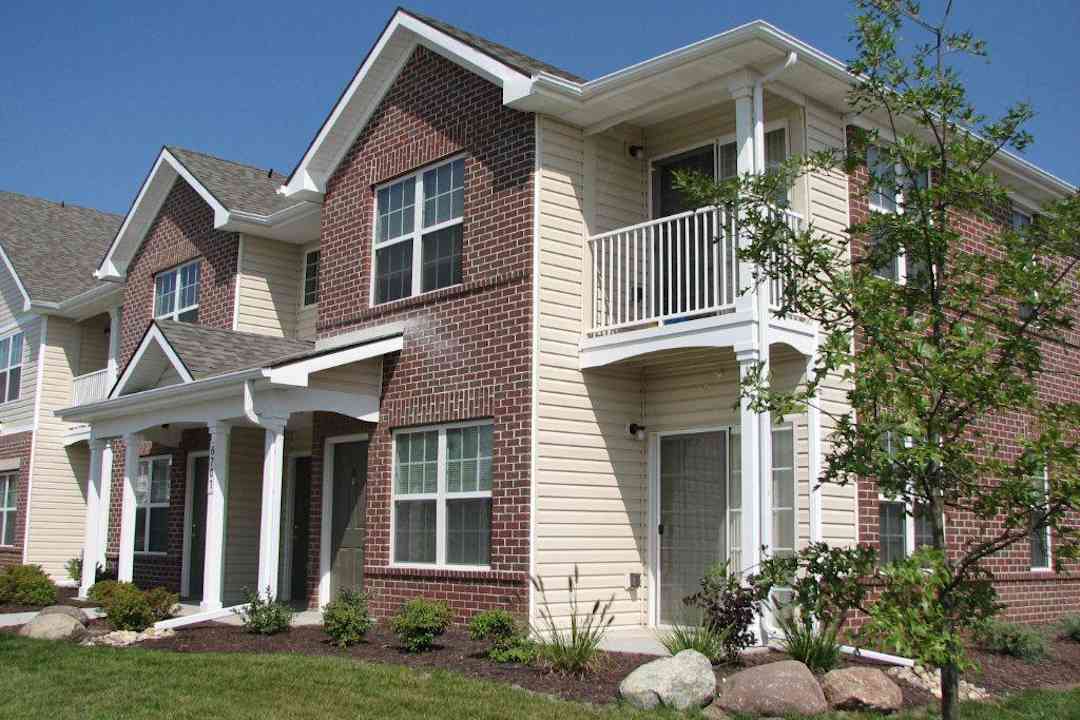 irvington heights apartments omaha ne 68122