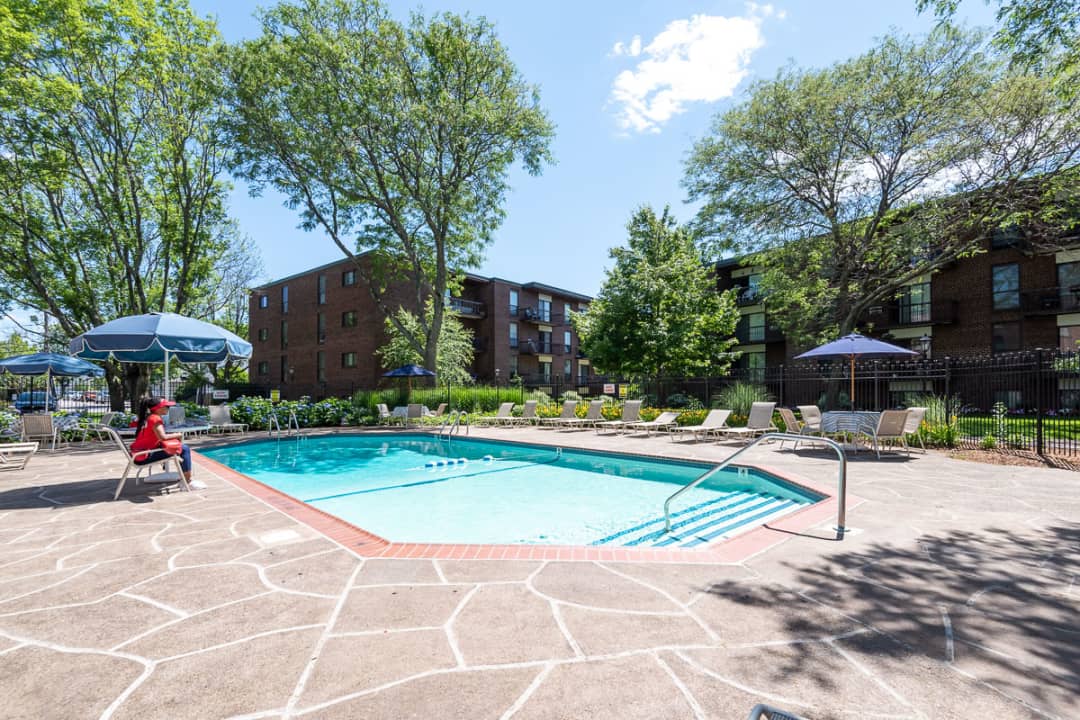 Quincy Commons Apartments - Quincy, MA 02171