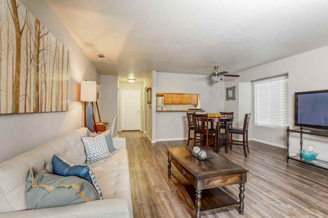 edgewater 8200 kroll way bakersfield ca apartments for rent rent com