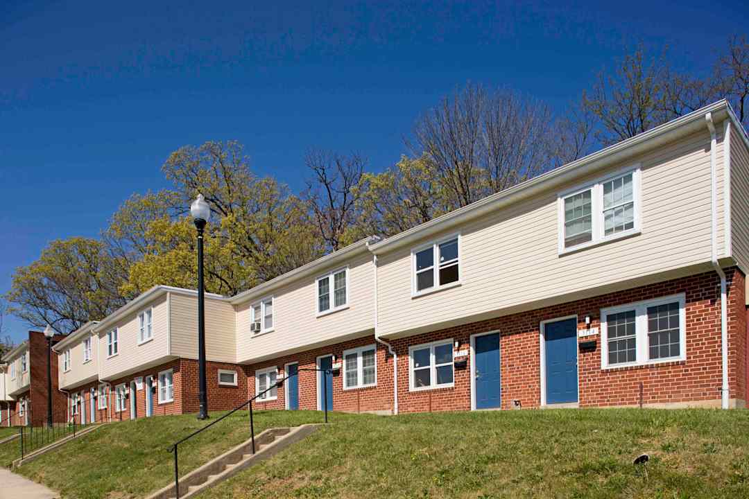 ashburton townhomes apartments baltimore md 21216