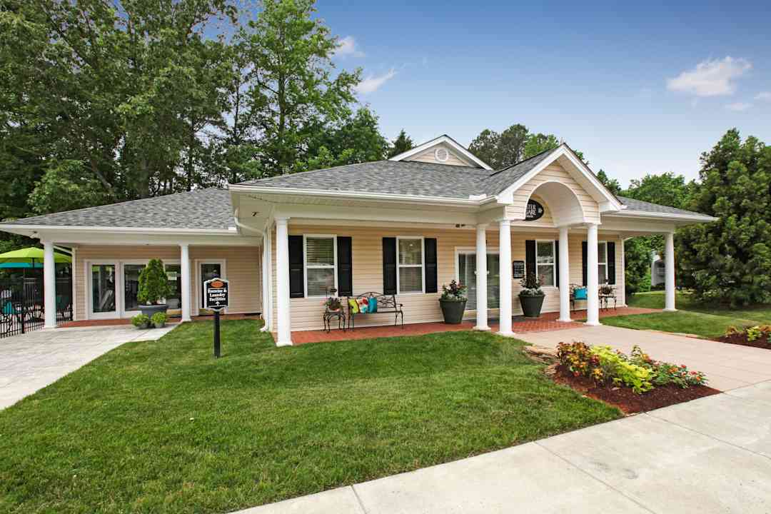 sumter square 613 charleston rd raleigh nc apartments for rent rent com