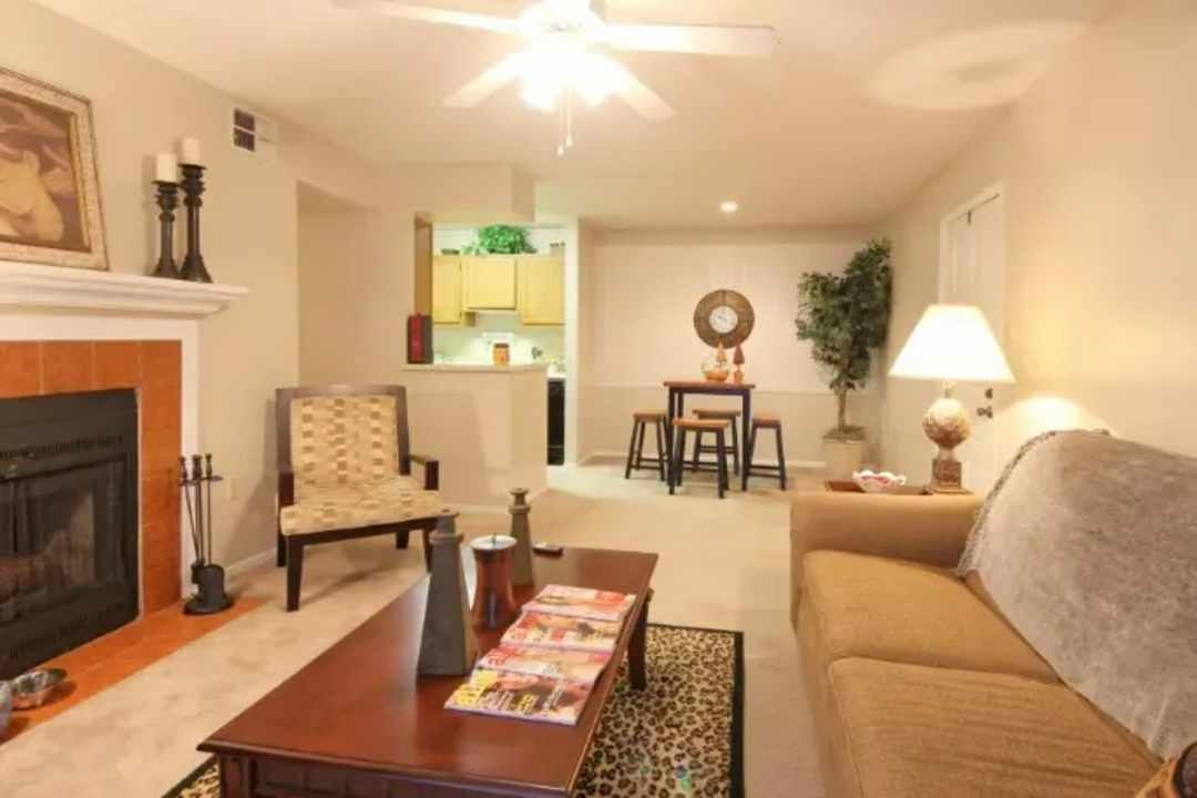 Edgewood Apartments 4949 Stumberg Ln Baton Rouge, LA Apartments for
