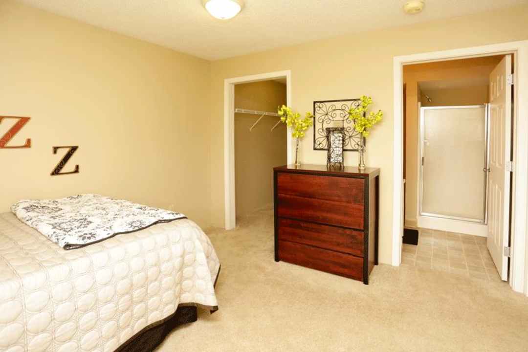 Hunters Ridge Apartments - Kalamazoo Mi 49006