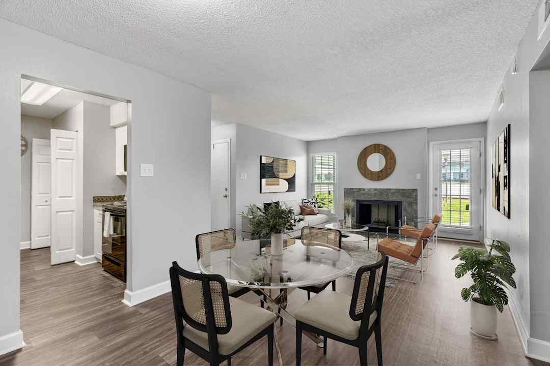 Mirabelle Apartments 6427 Airport Blvd Mobile, AL Apartments for