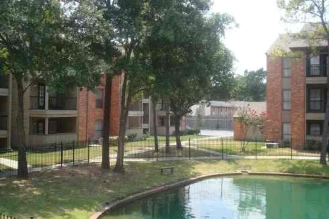 canfield lakes apartments houston tx 77067