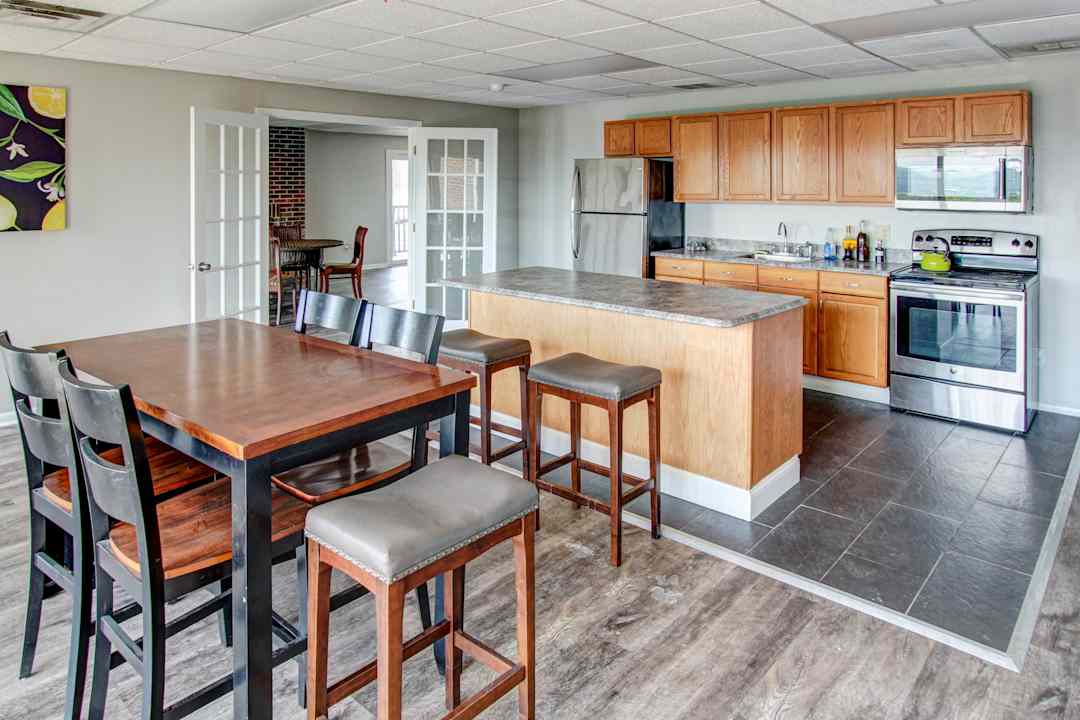 Highland Club Apartments - Watervliet Ny 12189