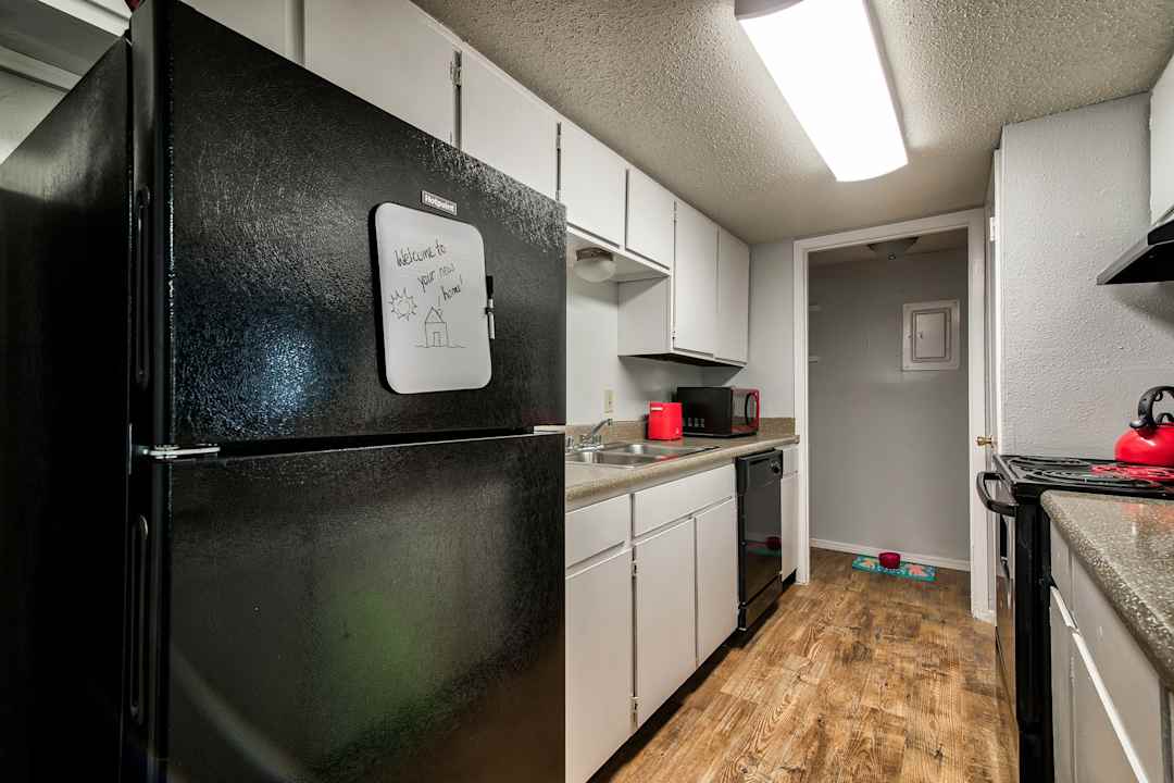 Sherwood Acres Apartment Homes 12757 Coursey Blvd Baton Rouge La Apartments For Rent Rent Com