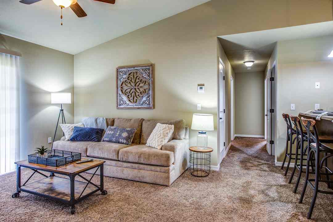 Kensington Park And The Lodges Apartments - Springfield Mo 65807